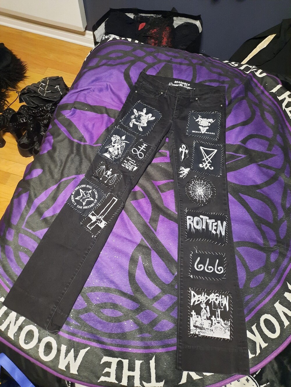 Black Patchwork Punk Jeans with White Graphic Patches